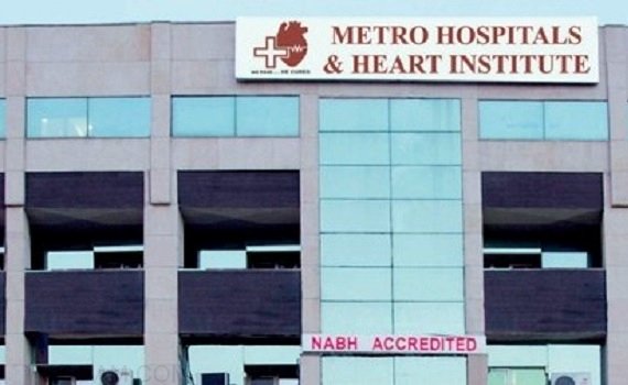 mtero-noida-sector-12-570x252